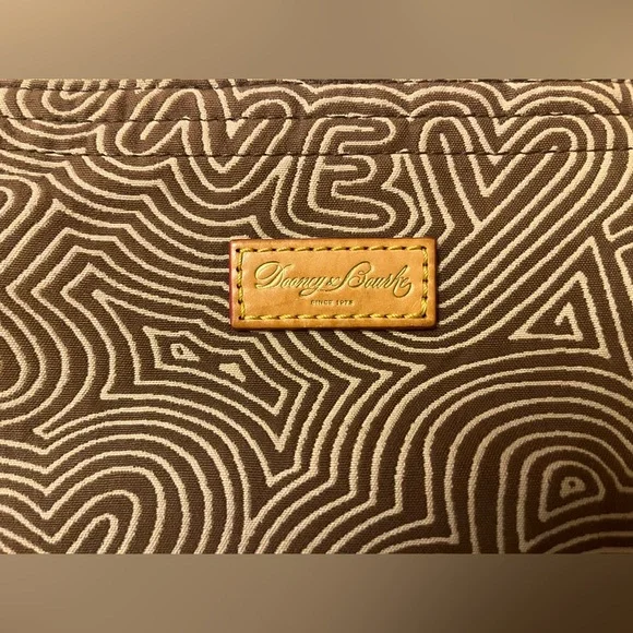 Dooney and Bourke Small Brown Graffiti Crossbody Bag, Vintage - Picture 7 of 15